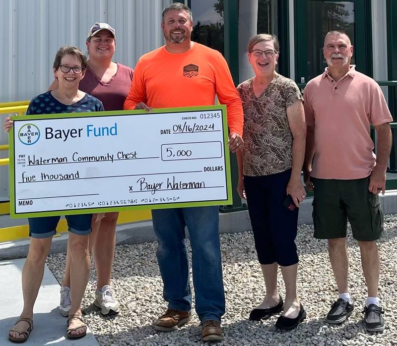 The Waterman Community Chest receiving $5,000 Bayer Community Grant