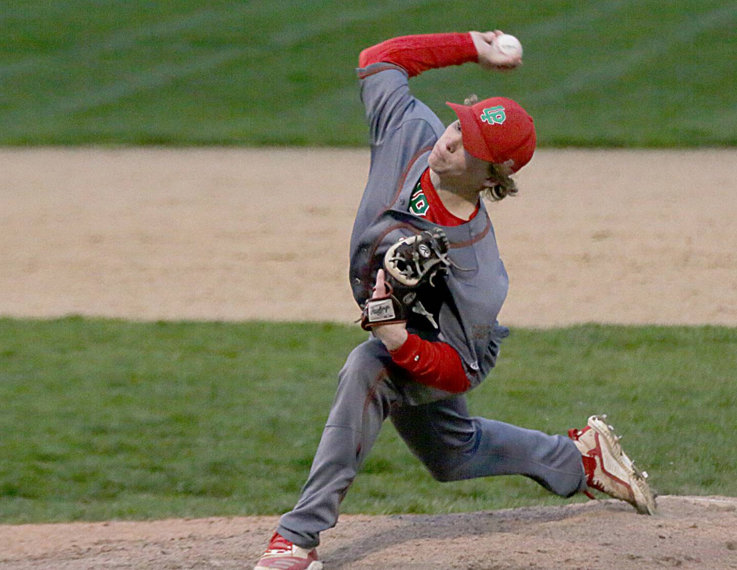 La Salle-Peru's Mason Lynch delivers a pitch to Ottawa on Monday, April 25, 2022, in Ottawa.