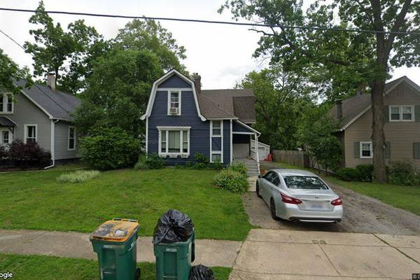 Single-family home in Marseilles built in 1890 sells for $150,000