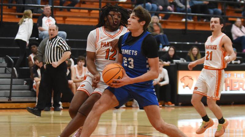 Photos: Clifton Central at Gardner-South Wilmington boys basketball