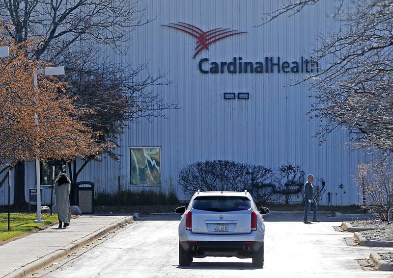 Employees arrive and exit Cardinal Health on Tuesday Nov. 1, 2022. The company filed a Worker Adjustment and Retraining Notification, or WARN, Act notice that it planned to lay off 236 people at the facility at 815 Tek Drive in Crystal Lake starting Dec. 31, but city officials said a lease with a new company should save those jobs.