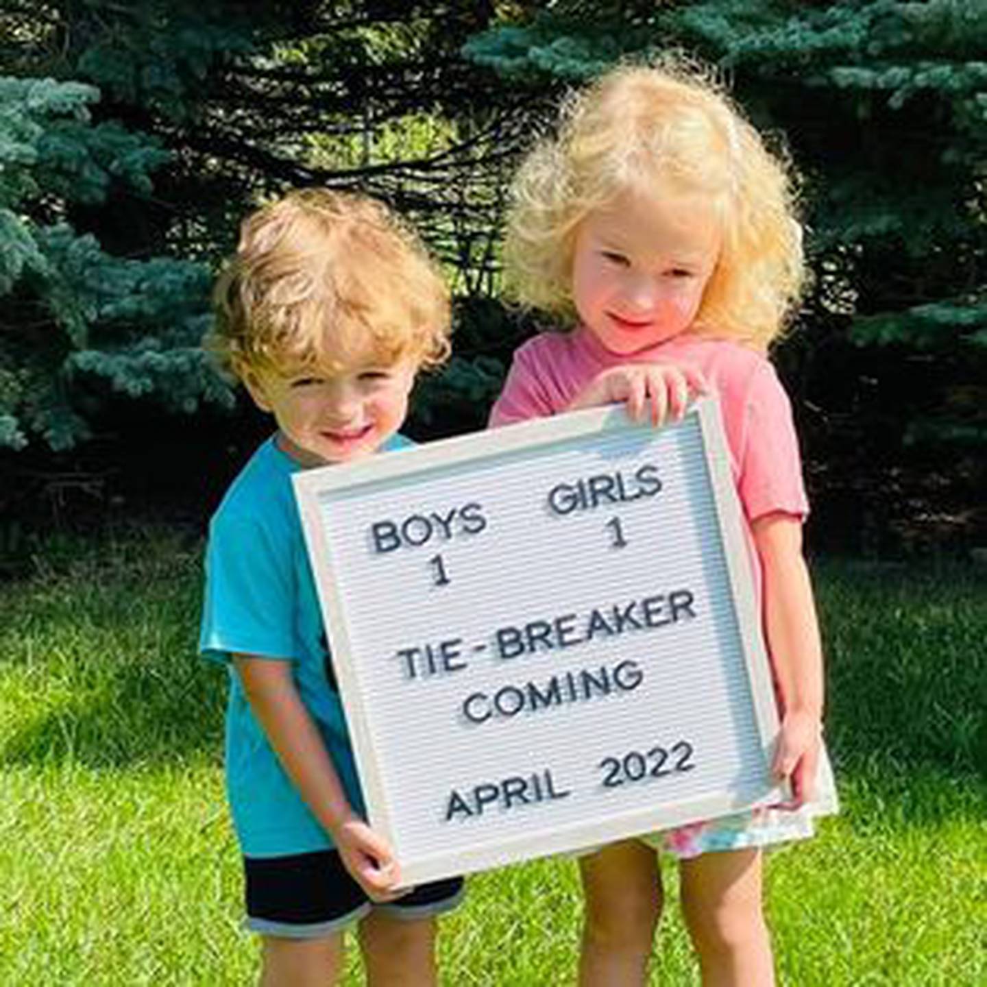 Hayden and Julia Hayes announced they would have a baby brother or sister coming last summer.