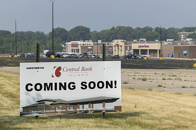 Central Bank will be building a branch office in the Northland Mall parking lot in Sterling.