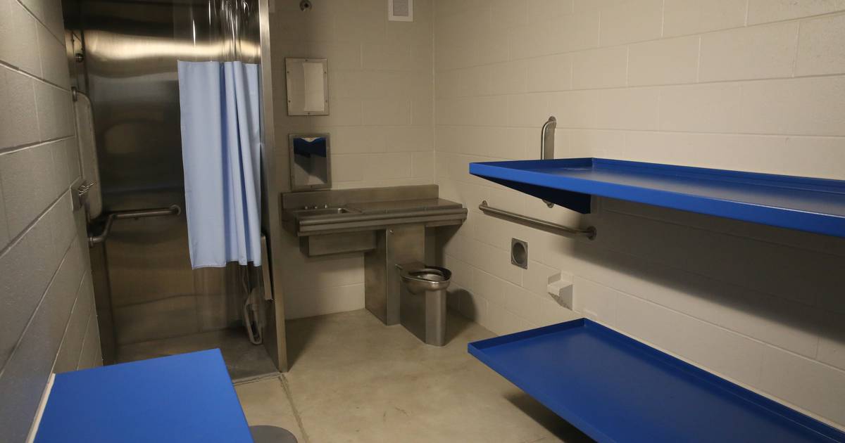 Bureau County Board votes no to accept Cook County jail inmates – Shaw ...