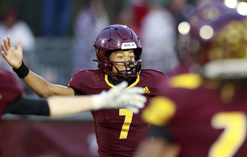 Montini's Israel Abrams (7) celebrates with his teammates after defeating against the against the against the Morris during the IHSA Class 4A semifinals football playoff game Saturday, Nov. 22, 2025 in Lombard.