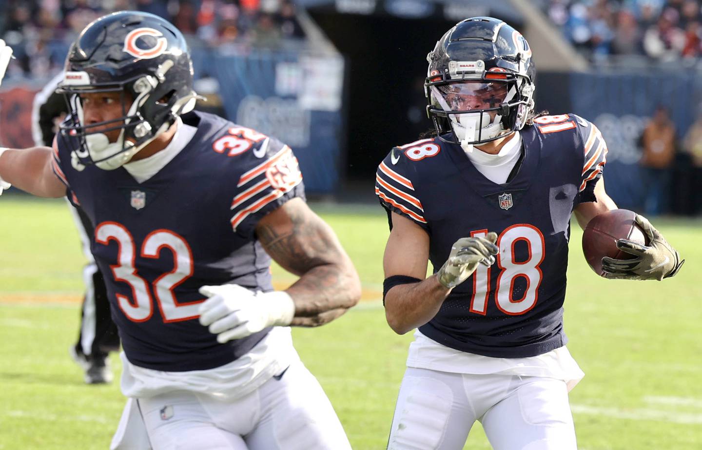 Chicago Bears wide receiver Dante Pettis follows the blocking of running back David Montgomery on a jet sweep during their game Sunday, Nov. 13, 2022, at Soldier Field in Chicago.