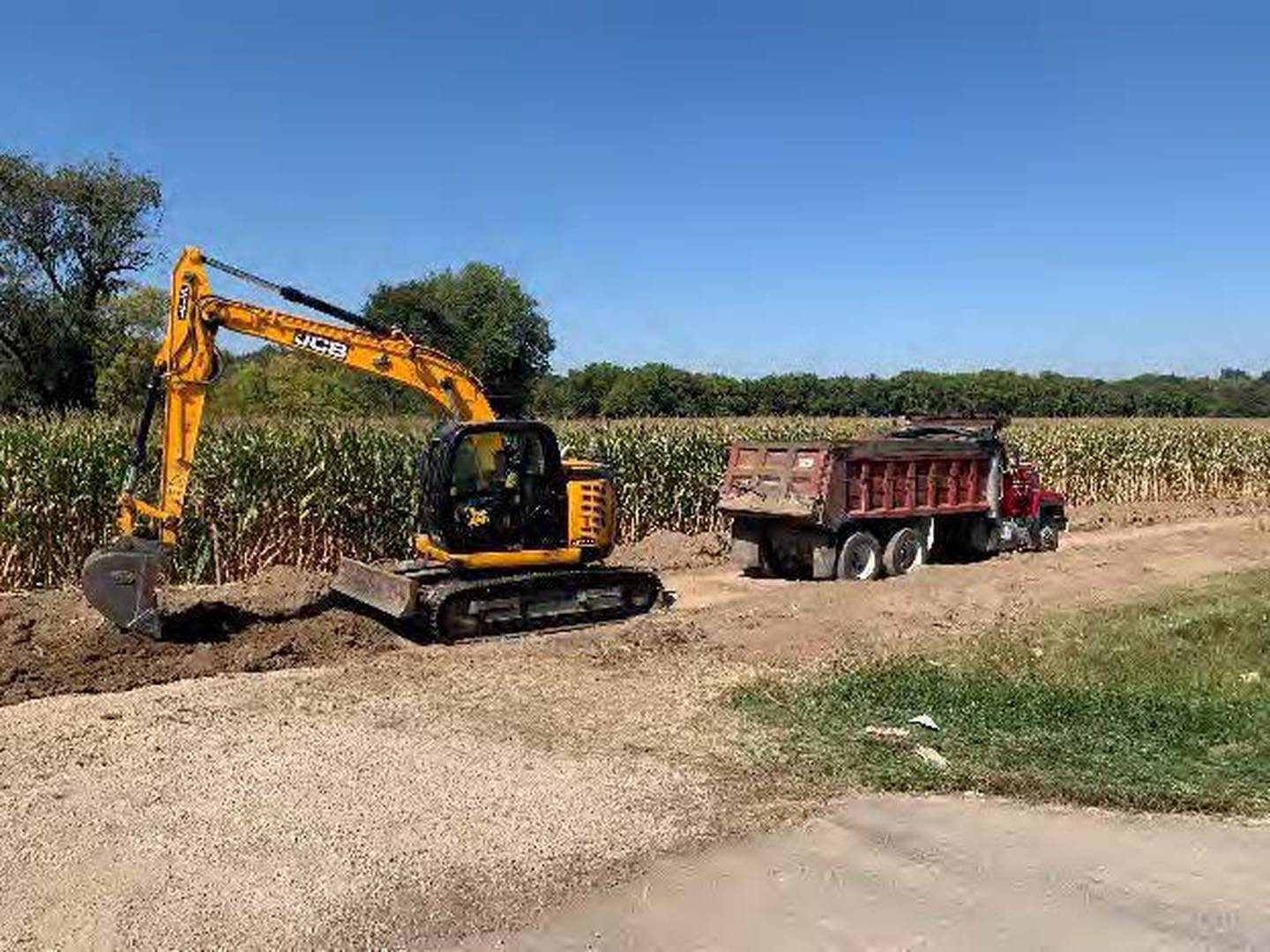 The Kendall County Forest Preserve District's Hoover-Fox River Bluffs trail connection project is set for completion in the next few months.