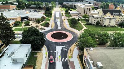 New roundabout open on NIU campus in DeKalb
