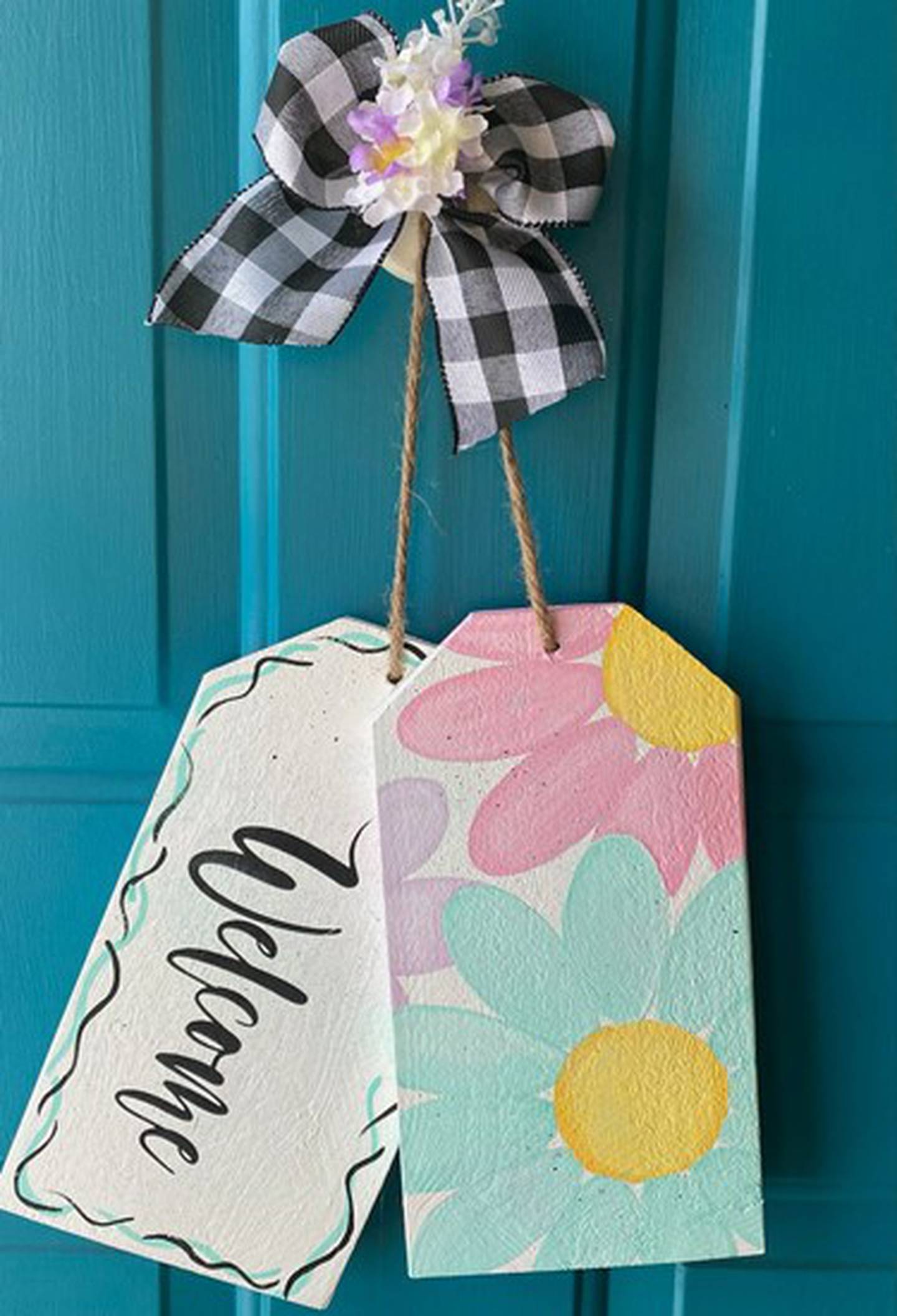 Lori McCarter, local artist and crafter, will instruct participants of an April 15, 2023, event at Reddick Mansion in Ottawa in the making of a lovely spring door or wall hanging.