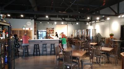 Fox Valley Winery tasting room offers fine wines, live music 