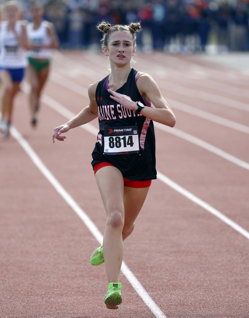 Tessie Bradley of Maine South during the IHSA Class 3A Lake Park cross country sectional  Saturday, Nov. 2, 2024 in Roselle.