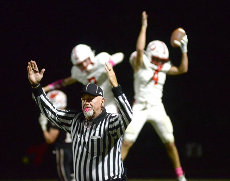 The official signals a touchdown for Oregon in first half action against Stillman Valley on Friday, Oct. 10, 2025.