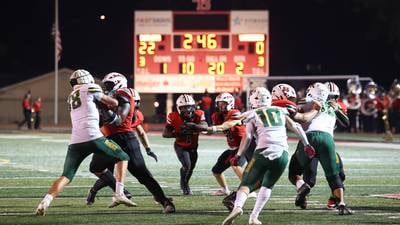 Ellis Johnson’s trio of touchdowns sparks Bradley-Bourbonnais over Waubonsie Valley