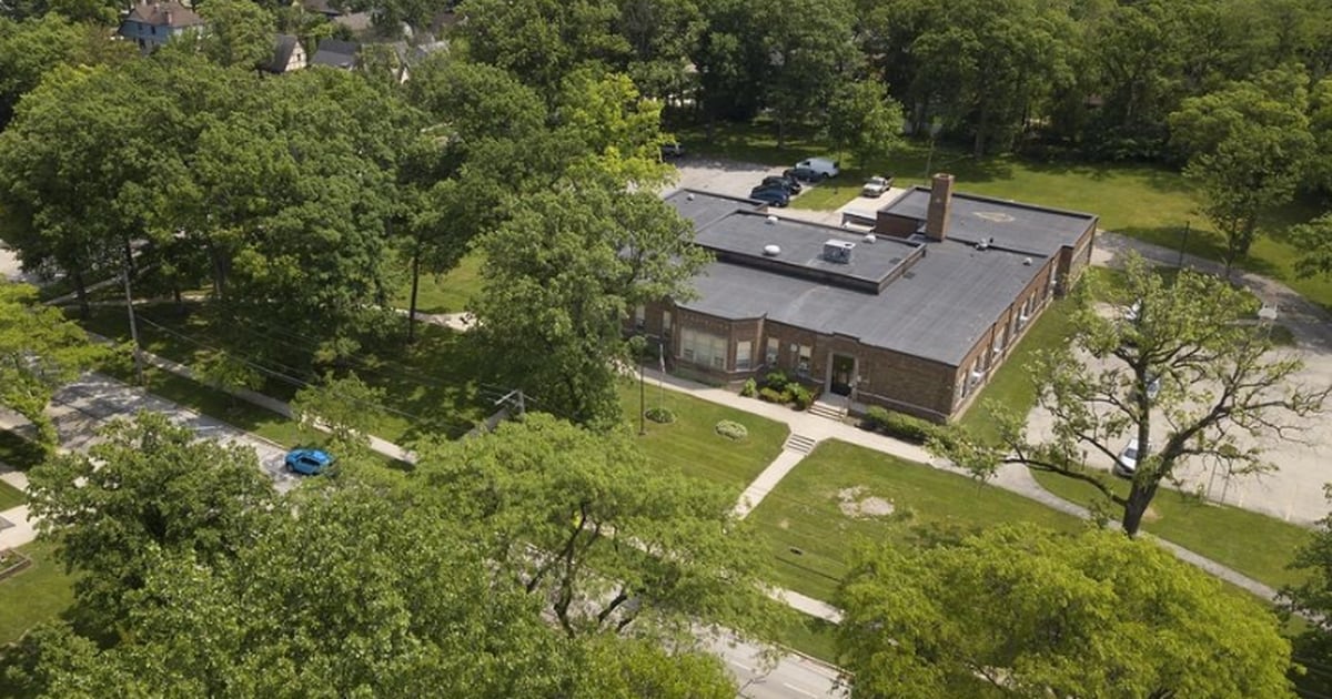 Fight over Longfellow Center property prompts Downers Grove to revise zoning rules Shaw Local