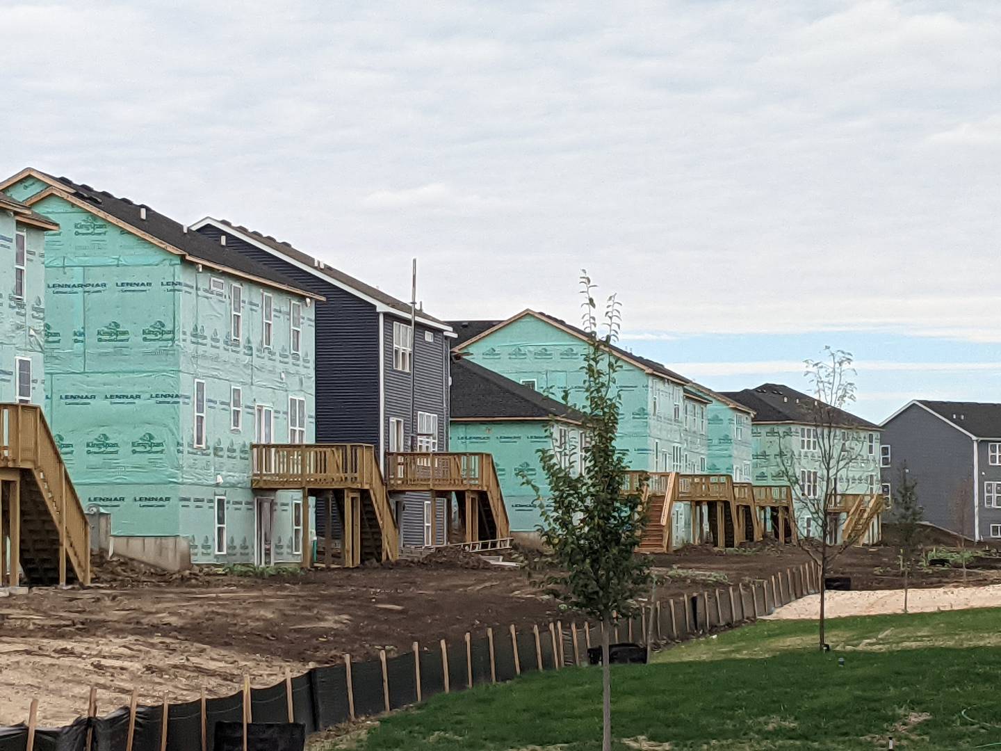 New houses continue to go up in Hudson Pointe development in Oswego.