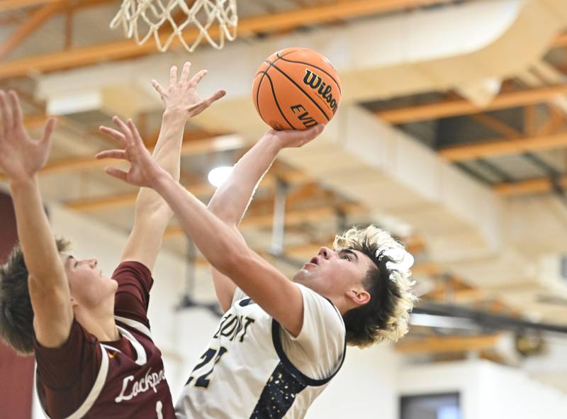 Lemont's Zane Schneider goes up strong for a shot during the WJOL tournament championship game against Lockport on Saturday, NOV. 29, 2025, at Joliet.