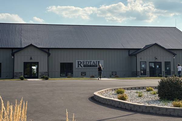 Golf simulators coming to Lakewood’s RedTail, despite worries over course costs and if it can turn profit