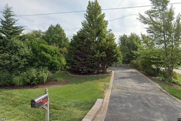 Sale closed in Downers Grove: $1.12 million for a single-family home