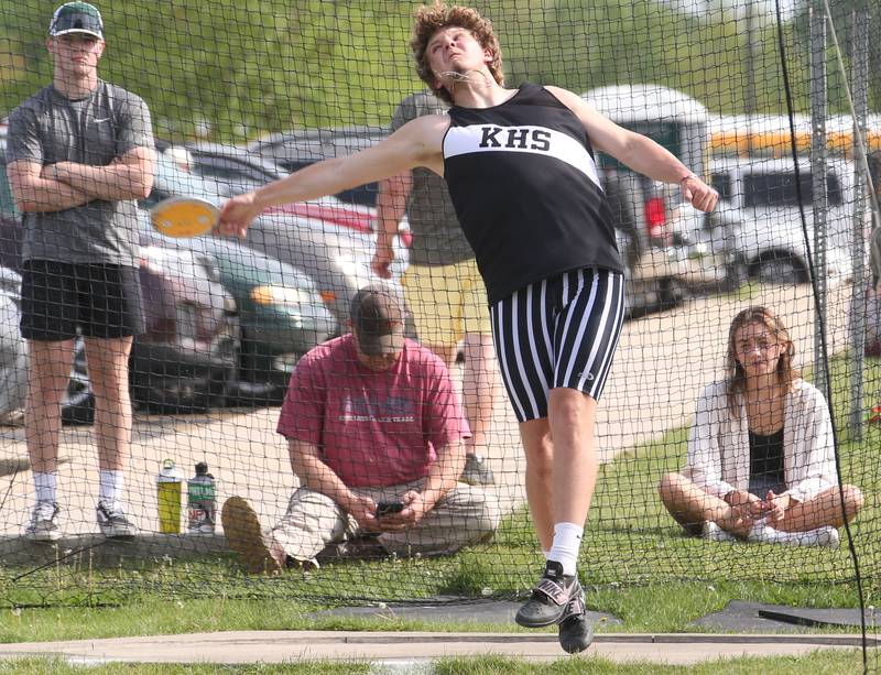 Kaneland's Brady Betustak throws discus during the I-8 Boys Conference Championship track meet on Thursday, May 11, 2023 at the L-P Athletic Complex in La Salle.