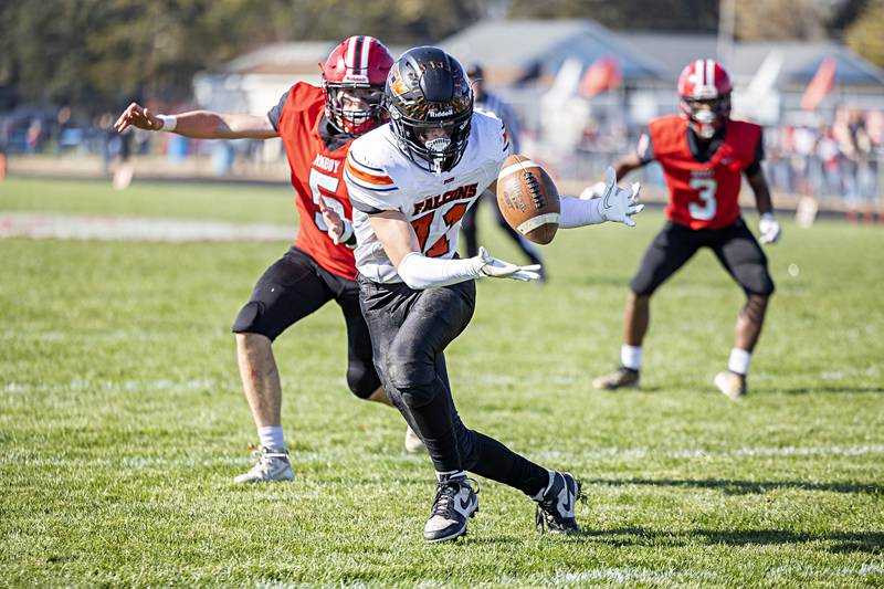 FCW’s Jonathan Moore is unable to haul in a pass against Amboy Saturday, Nov. 4, 2023 in the 8-man semifinal game in Amboy.