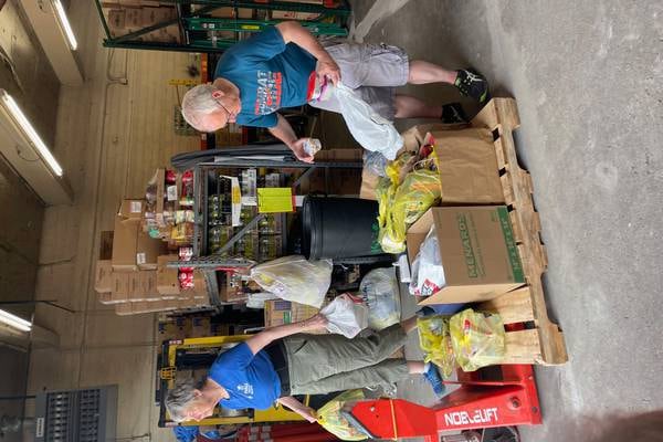 Letter carriers organize food drive for Hall Township Food Pantry