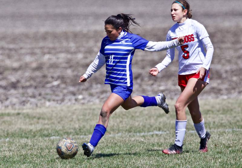 Princeton's Viviana Robledo makes a play on the ball in Saturday's third-place game of the Princeton Invitational vs. Streator.