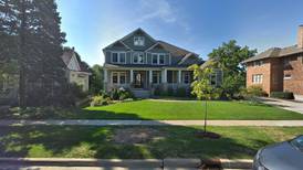 Single-family home in Glen Ellyn goes for $2.05 million