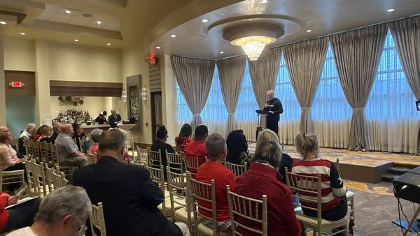 Photos: Charlie Kirk prayer service, candidate petition drive in McHenry County