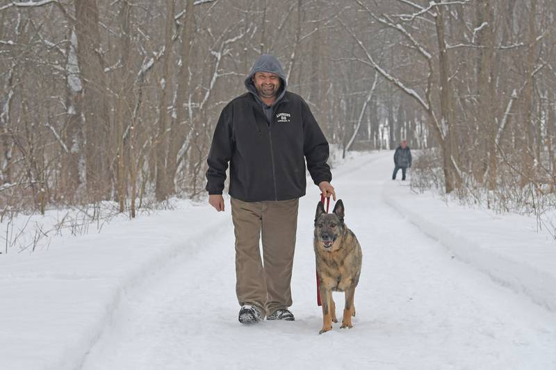 Walking outdoors can boost energy levels, improve cardiovascular health, and support a healthy weight.