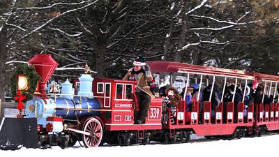 There are plenty of holiday things to do all weekend long!