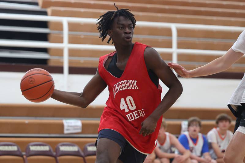 Bolingbrook’s Eric Henderson looks to make a play against Pontiac at the Morris Shootout on Tuesday, June 20, 2023.