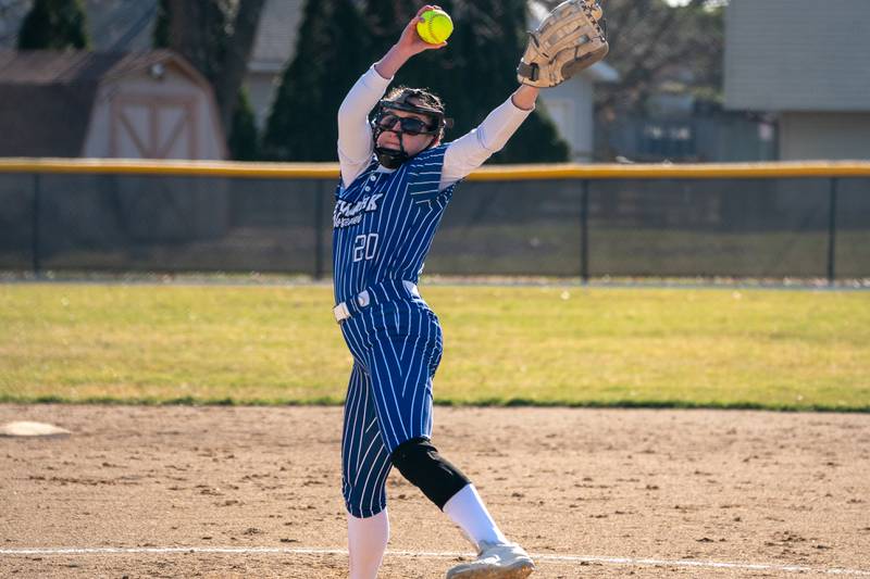 Newark’s Kodi Rizzo (20) delivers a pitch against Batavia during a softball game at Batavia High School on Wednesday, Mar 29, 2023.