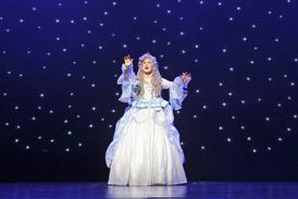 Henry-Senachwine HS performs “Cinderella” from Dec. 6-7