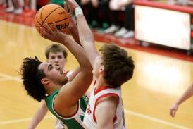 Photos: Morton ends L-P boys basketball playoff run in Class 3A Sectionals