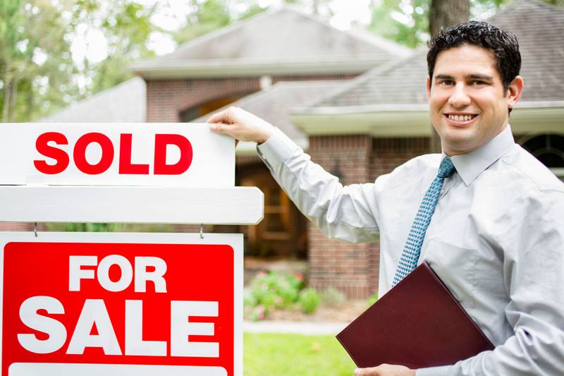 Northern IL Home Search - The Role of Your Real Estate Agent When You Need to Sell Your Home