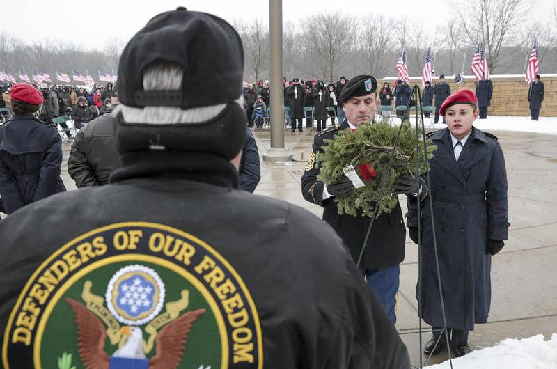 Wreaths Across America fill Abraham Lincoln National Cemetery in Elwood