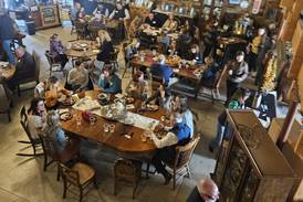 Roberts Family Farm in Sandwich welcomes Grammy-winning artist Sept. 27 