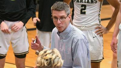 'It's not good news:' Here's how area coaches are reacting to the IHSA putting hoops, wrestling on hold