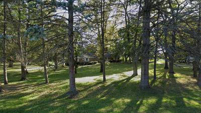 Single-family home sells in Elburn for $450,000