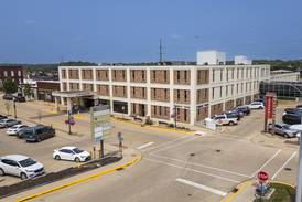 OSF HealthCare Saint Katharine offers breastfeeding support for new mothers