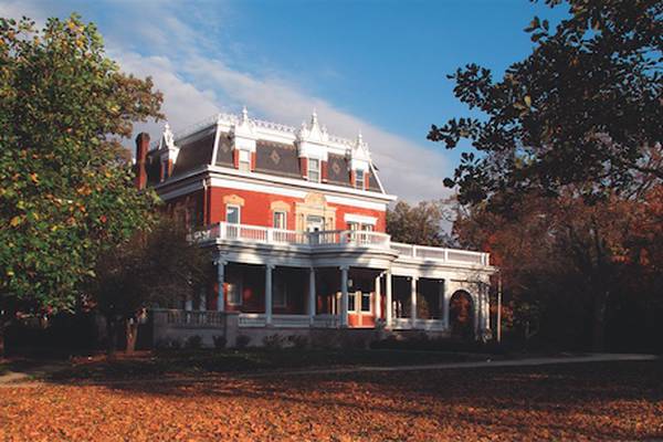 5 Things to Do: Ellwood House ghost tours and more Halloween fun in DeKalb County