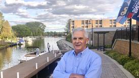 Longtime McHenry alderman to step down, backs past challenger