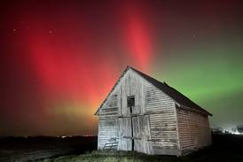 Photos: Northern Lights dazzles over the Illinois Valley