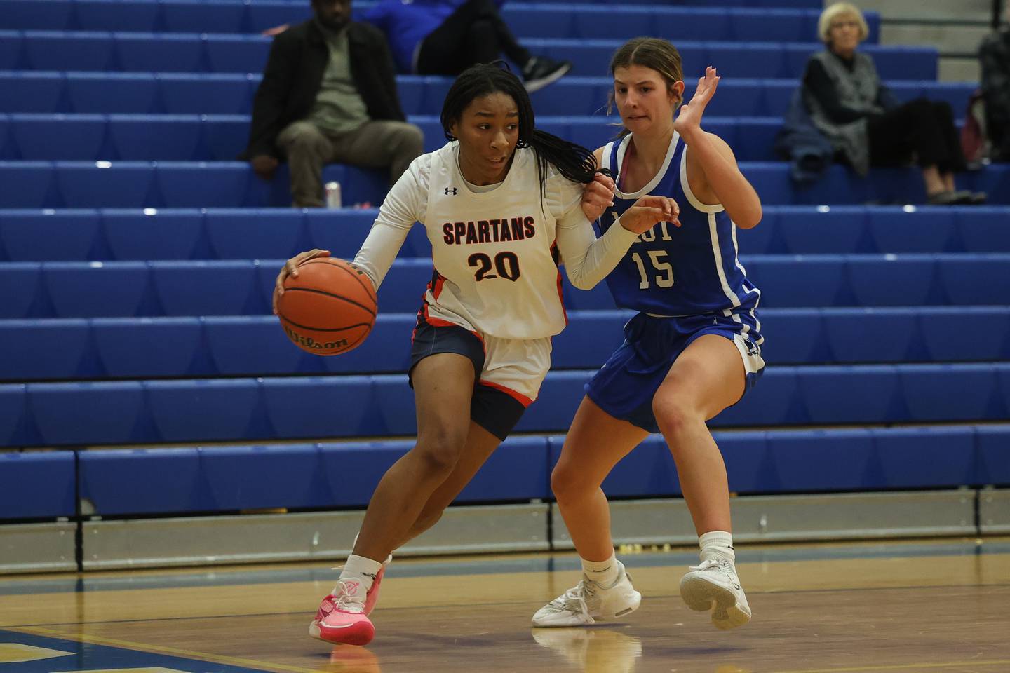 Romeoville’s Laila Houseworth drives to the baseline against Lincoln-Way East in the Sandburg Holiday Classic semifinal on Thursday, Dec. 28th, 2023 in Orland Park.