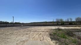 Oregon Police: Man suffers serious injuries in train vs. vehicle crash early Wednesday