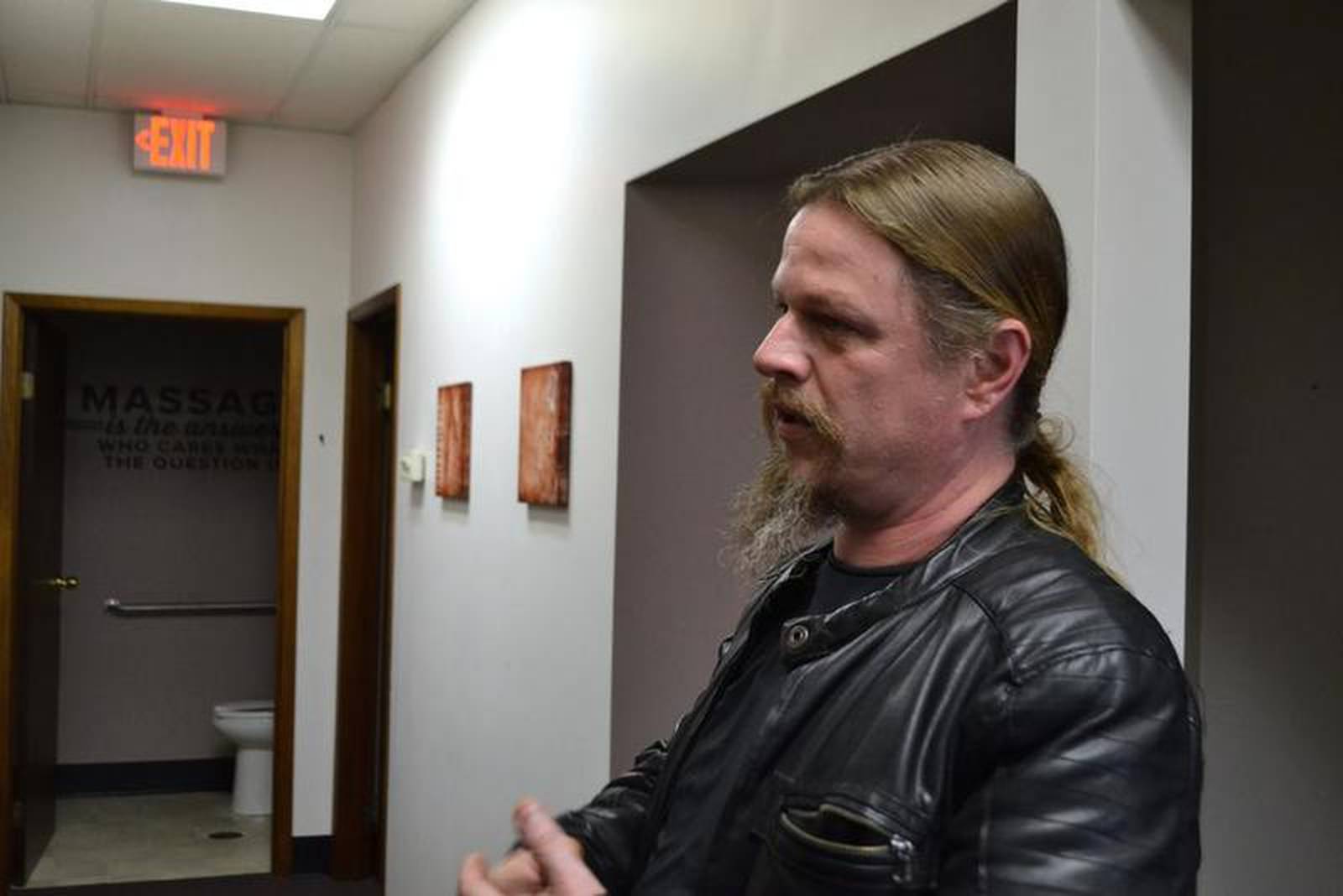 This Joliet massage therapist will give you a discount if you wear a