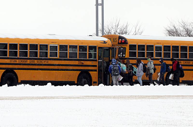 Sheppard Middle School students board busses in Ottawa on Jan. 26, 2021. Canceling school due to snow days might become a thing of the past.