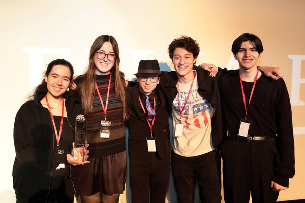 Silence speaks volumes for Vernon Hills High School students