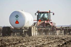 Fertilizer prices jump ahead of planting season, squeezing Illinois farmers