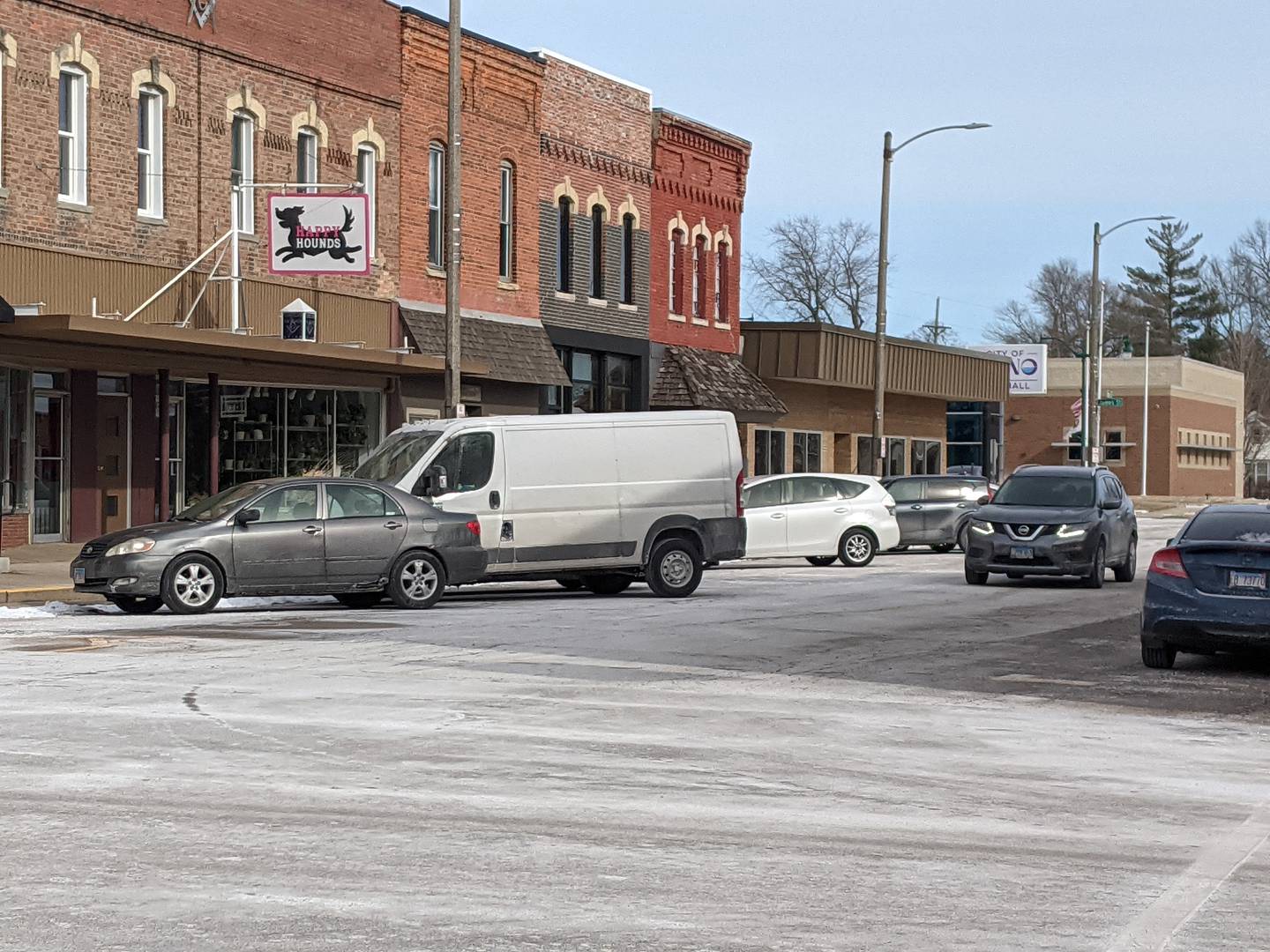 City officials are investing in a downtown revitalization program in Plano. The project involves installing aesthetic streetscape elements, improving sidewalk and roadways, and installing a bike path connecting to Plano Middle School.